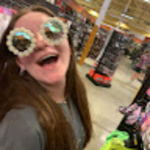 Meet your Posher, Catherine